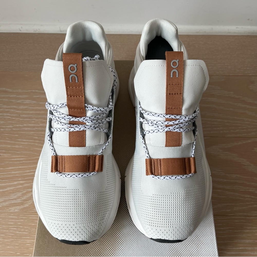 ON Running Couldnova Women Shoes Size 8 White Pearl - Picture 11 of 12